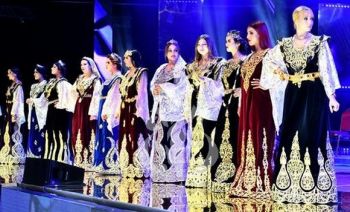 الزي النسوي للشرق  الجزائري يقدم إلى اليونسكو 