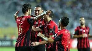 اتحاد الجزائر  يفوز ثمين على  جنوب إفريقيا 2- 0